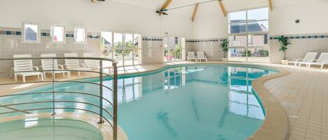Piscine couverte