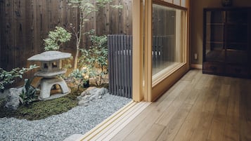 Private Vacation Home | Garden view