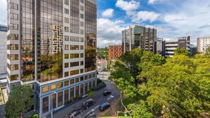 Exterior detail - Cosy and Convenient Apt in Auckland CBD (Auckland)