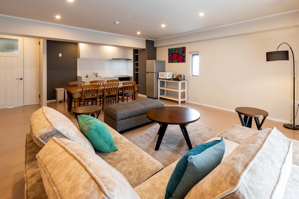 Apartment, 4th Floor | Living room | Flat-screen TV