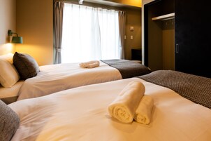 Apartment, 4th Floor | 1 bedroom, desk