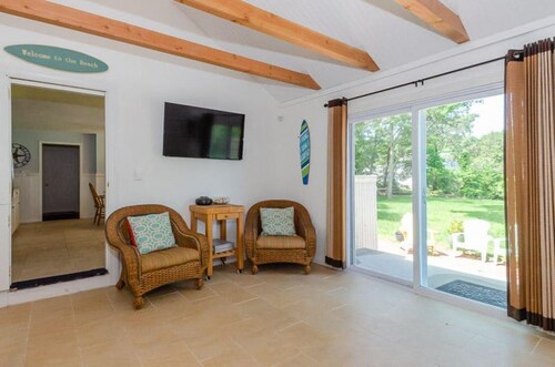 Great Family Home near Beaches and Marina!