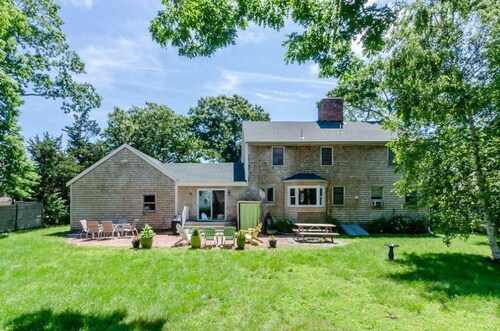 Great Family Home near Beaches and Marina!