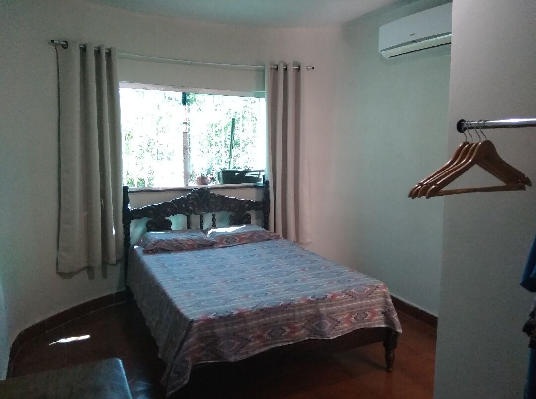 3 makuuhuonetta, silitysrauta/-lauta, Wi-Fi, vuodevaatteet