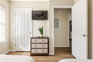 2 soverom, strykejern/-brett, wi-fi (inkludert) og sengetøy