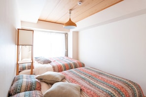 Private Room | 1 bedroom, iron/ironing board, free WiFi