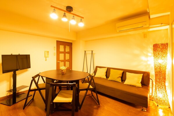 Private Room | In-room dining