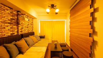 Private Room | 1 bedroom, iron/ironing board, free WiFi