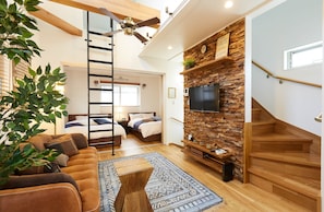 一棟貸し | リビング エリア | 薄型テレビ