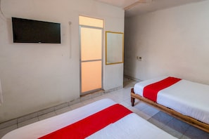 Roupas de cama antialérgicas, ferros/tábuas de passar roupa