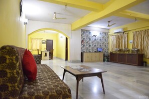 ロビー応接スペース