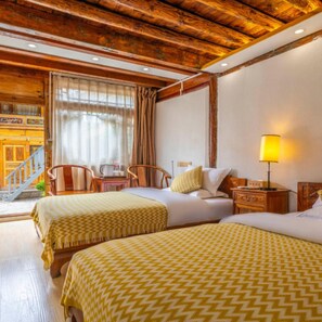 標準雙床房 | 書桌、免費無線上網