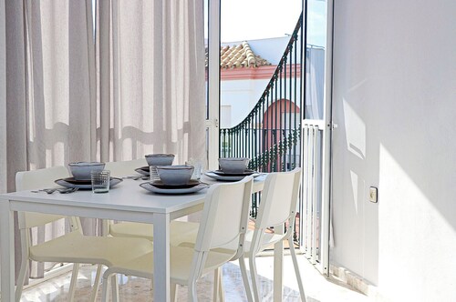 Bright apartment in the town centre