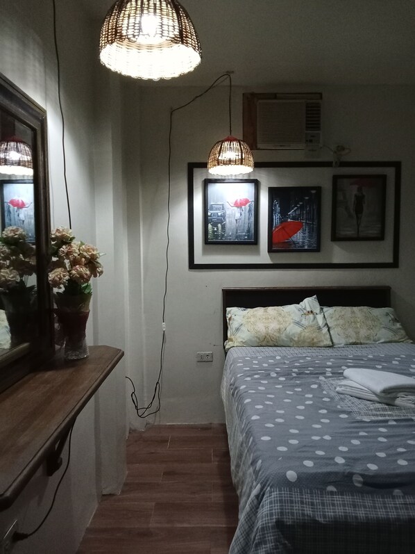 Rm 105 at Liezel's B&B, 1- 3 people