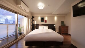 豪華開放式客房 | 羽絨被、書桌、筆電工作空間、遮光布/窗簾
