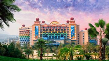 واجهة المنشأة