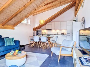 TV - Momento by Interhome (Kandersteg)