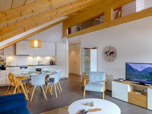 TV - Momento by Interhome (Kandersteg)