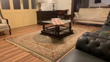 Kawasan tempat duduk lobi