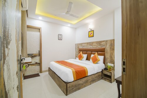 Gracious by Vishesh Hotels & Home Stay