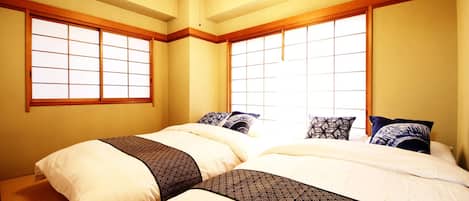 1 bedroom, iron/ironing board, free WiFi