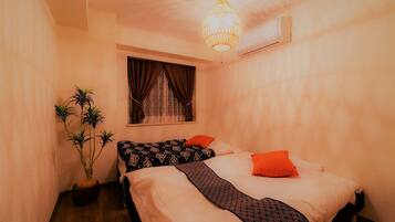 Private Room | 1 bedroom, iron/ironing board, free WiFi