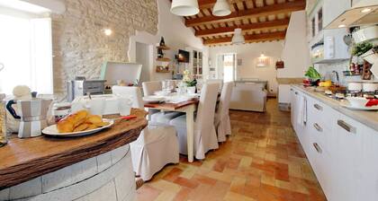 Lovely villa in a peaceful area