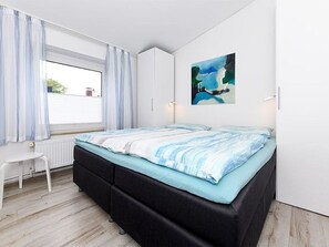 2 Schlafzimmer, Reisekinderbett, WLAN