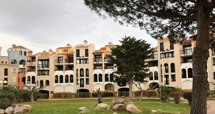 Ideal family, 3 rooms ground floor, terrace, in peninsula Coudalère