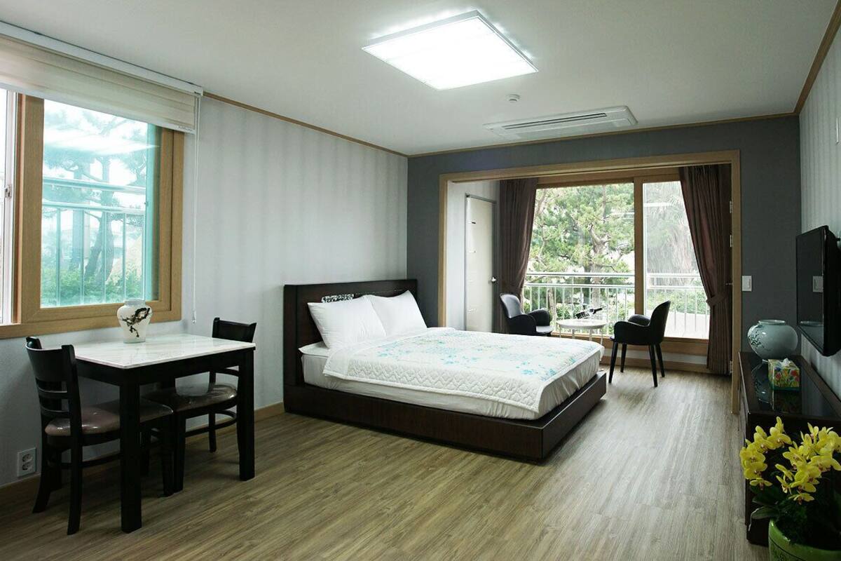 Room (Couple) | 1 bedroom