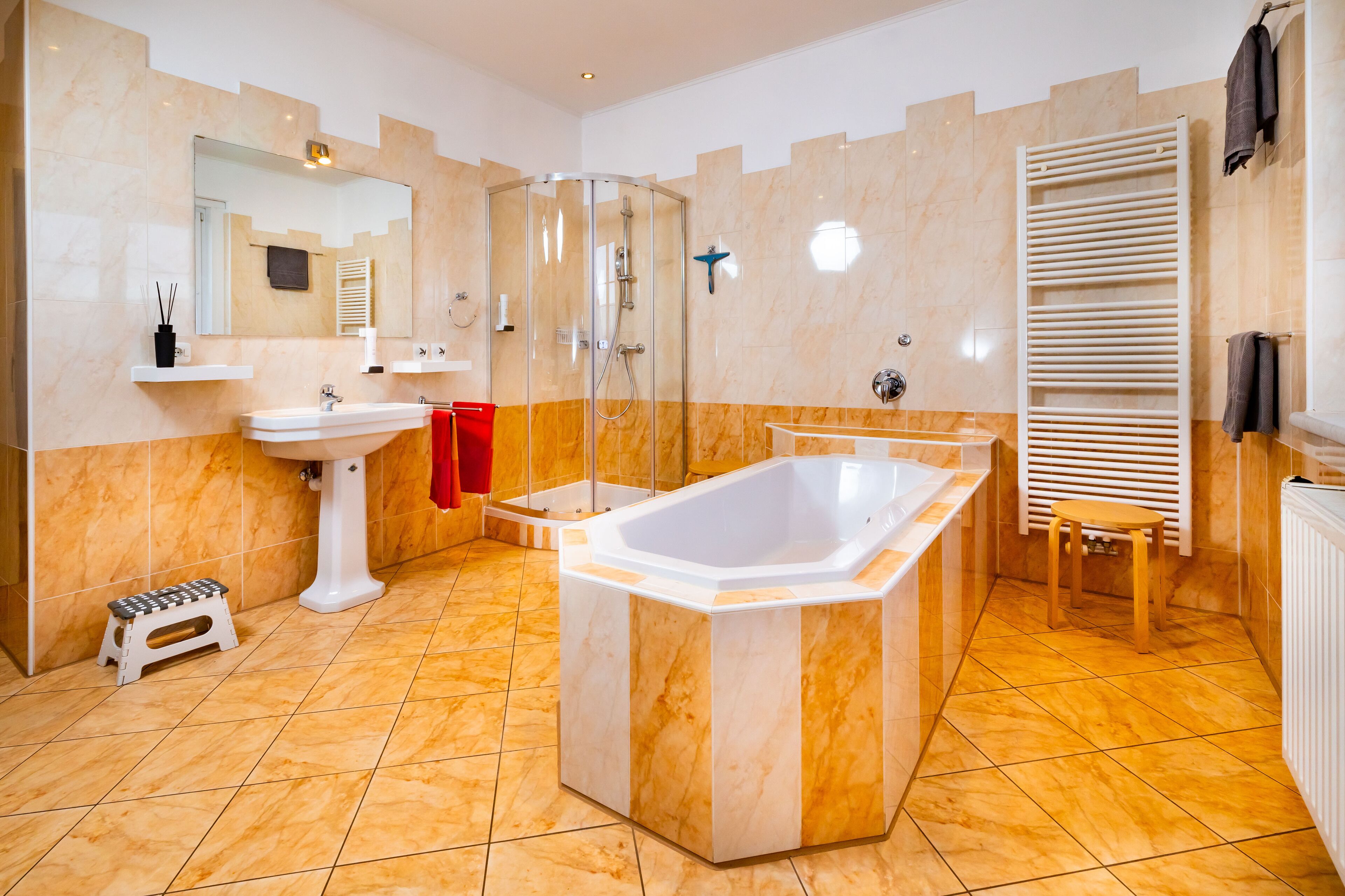 Apartment, Balcony | Bathroom | Towels
