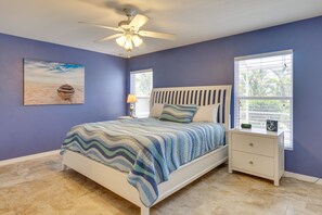 3 bedrooms, desk, iron/ironing board, Internet