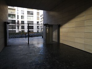 Front of property - SHS City Cosmos Gasperich (Luxembourg City)