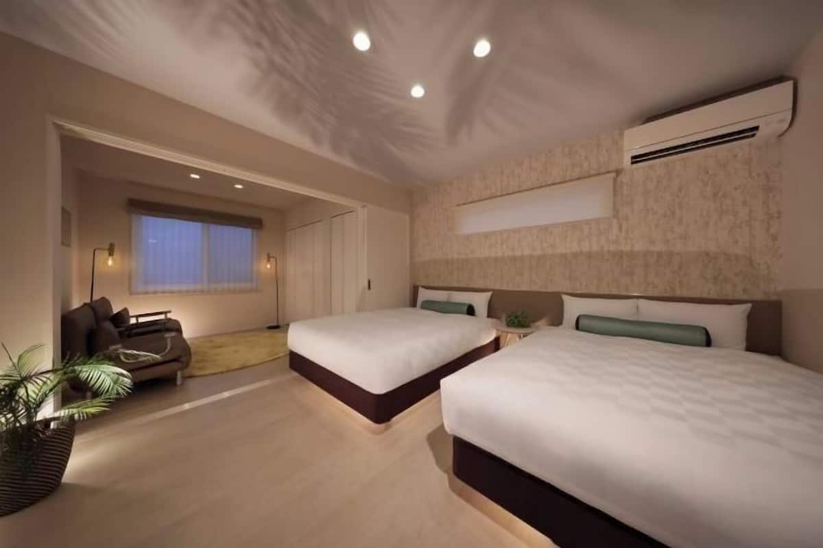 2 chambres, minibar, décoration personnalisée, ameublement personnalisé