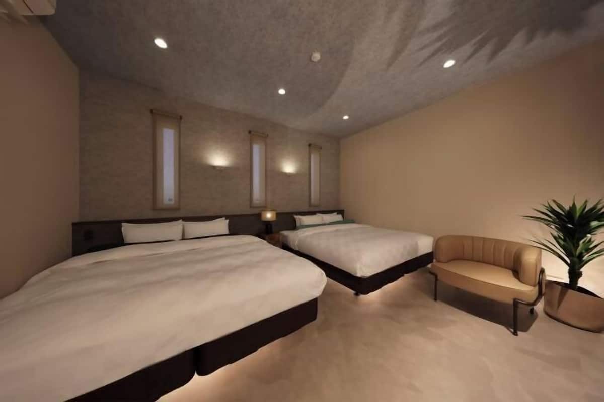 2 chambres, minibar, décoration personnalisée, ameublement personnalisé