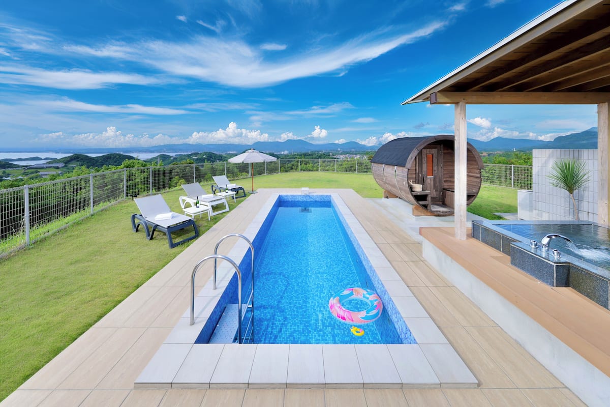 Room A -Presidential V.I.P Suite Pool and Spa- | Terrace/patio