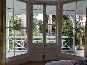 King Room | Blackout drapes, free WiFi, bed sheets
