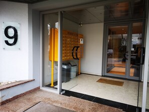 Interior entrance - SHS City Park Strassen (Strassen)