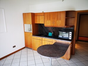 舒適公寓 | 私人廚房 | 雪櫃、微波爐、焗爐、爐具