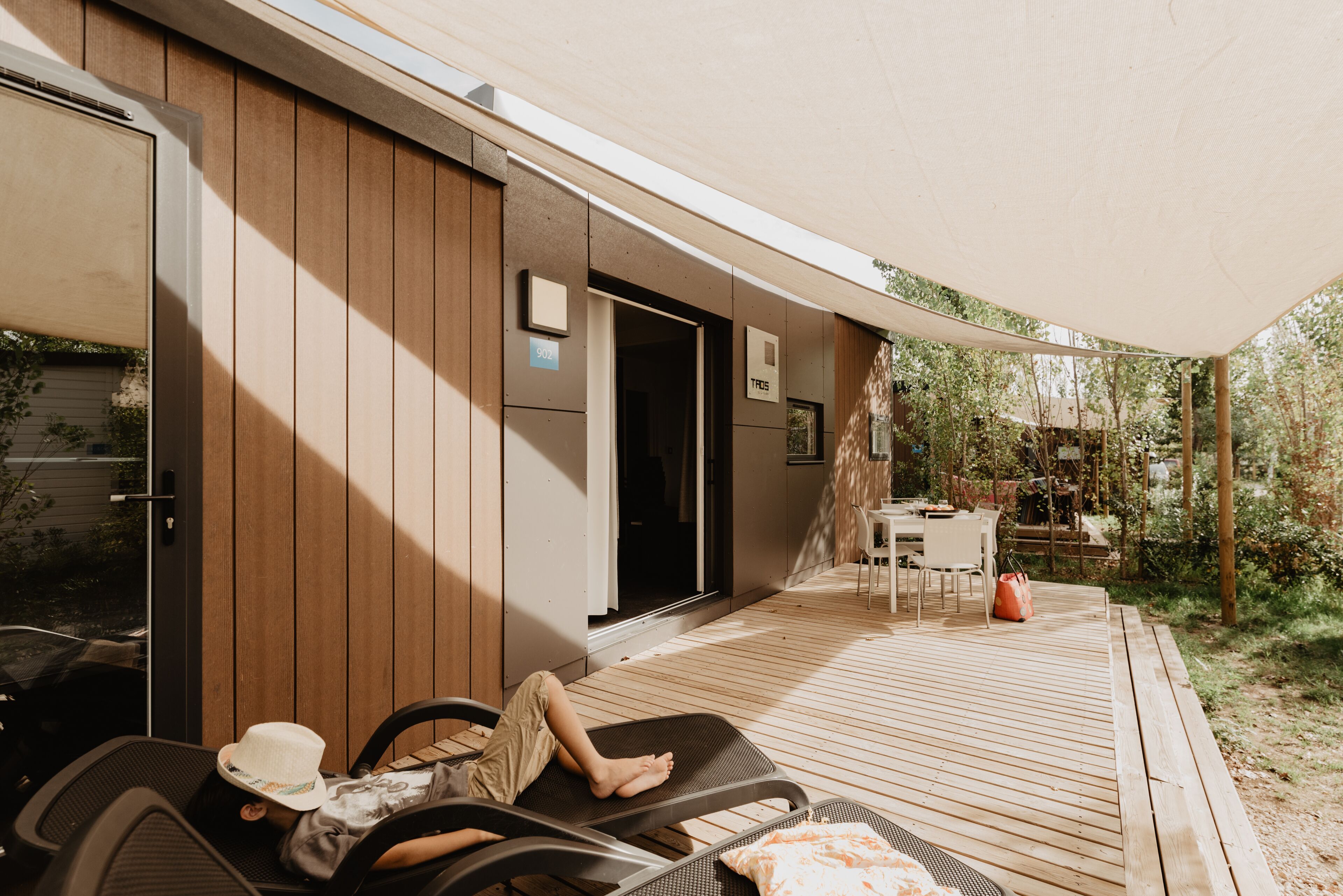 Habitatge mòbil prèmium, 3 dormitoris (6 pers) | Terrassa o pati