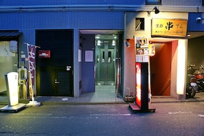 Property entrance - Vine Oak Mets201 (Kyoto)