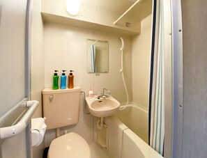 公寓, 1 間臥室 | 浴室 | 花灑/浴缸組合、免費梳洗用品、風筒、提供毛巾