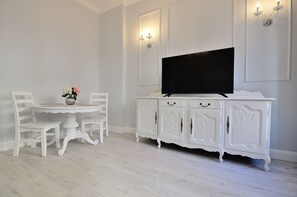 Apartment | Television - Victus Apartamenty - Nowy Jork (Sopot)