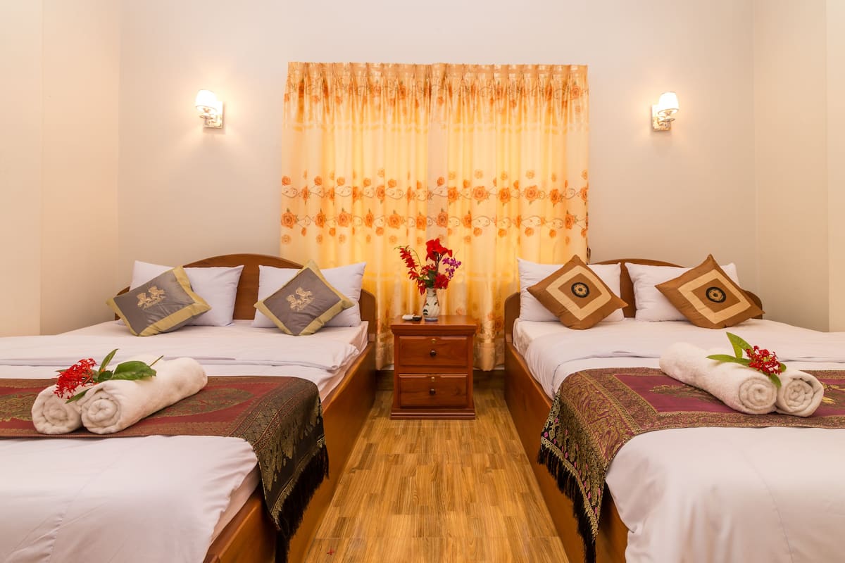 Deluxe Twin City View | Escritorio y wifi gratis