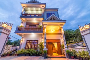 บริเวณภายนอก