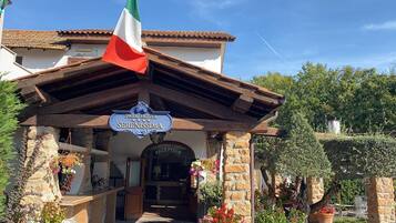 Entrada de la propiedad