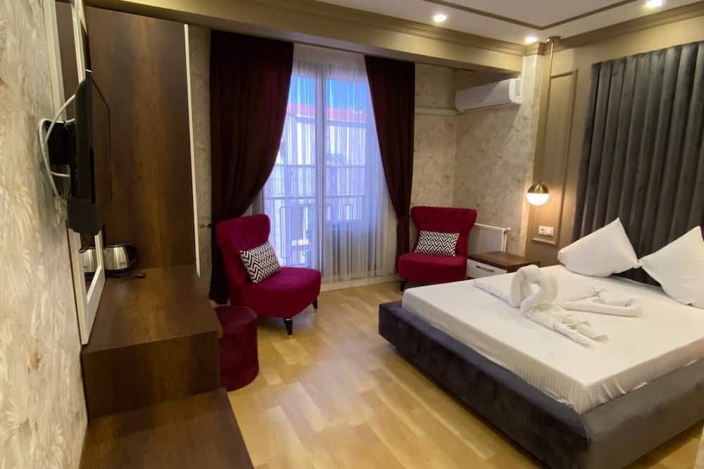 Dymar Hotel