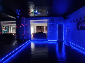 夜店
