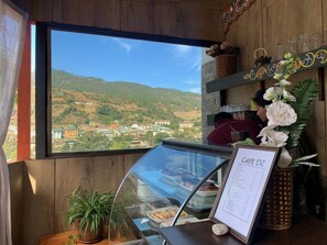 Dining - Hotel River Valley (Punakha)