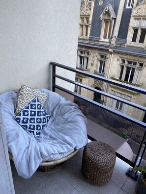 Property grounds - Small zen and cozy loft with well decorated terrace (Paris)